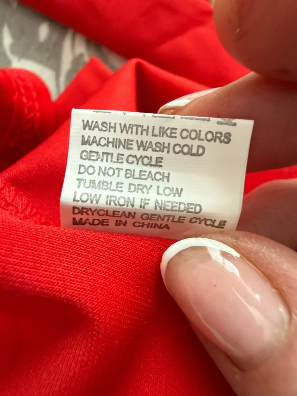 Red Professional dress Size Small - Picture 5 of 8